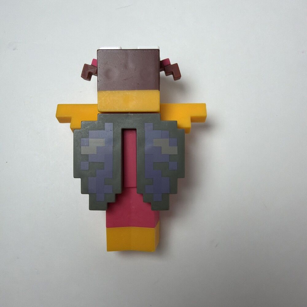 McDonald's Minecraft Adult Happy Meal Birdie Wings Toy No Box/Card 2025 - Picture 2 of 2